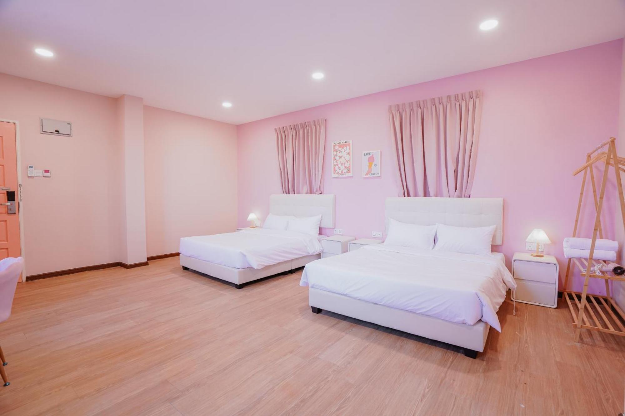 Pink Cabana Hotel George Town Exterior foto